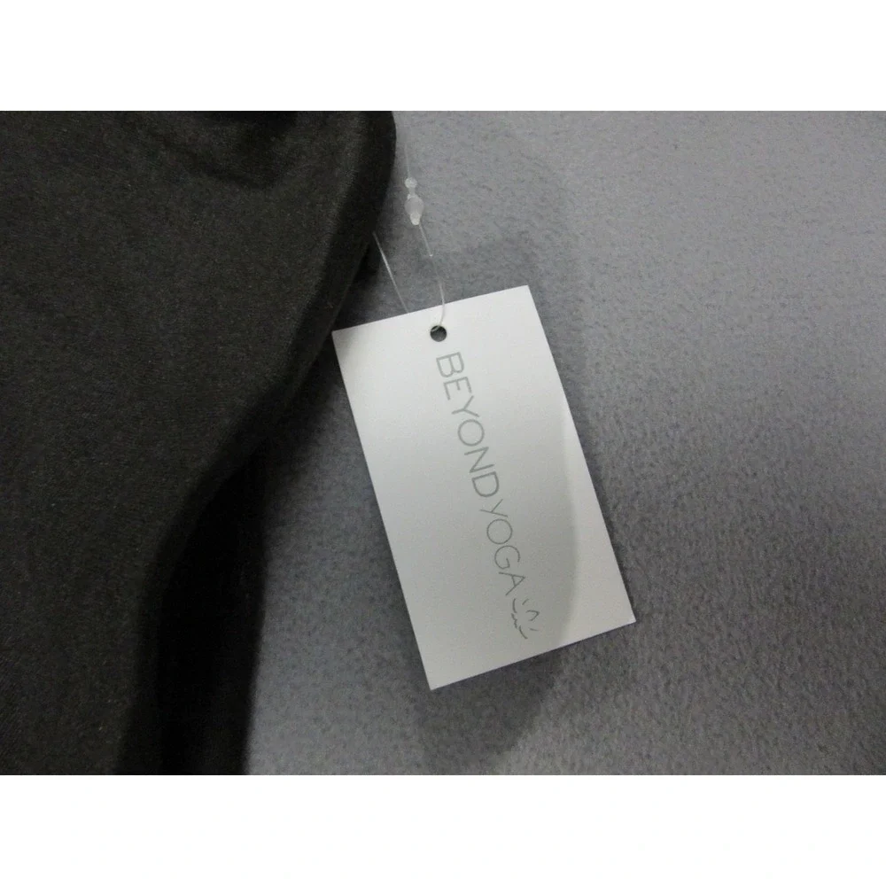 Beyond Yoga Scarf Women One Size Black Infinity Hidden Zipper Pocket Lightweight